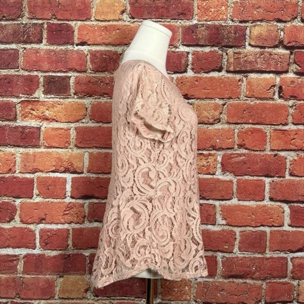 Adrianna Papell Women's Blush Pink Crochet Short Sleeve Top‎ Size Medium ECU - Picture 6 of 10